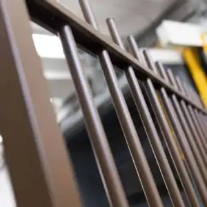 Vai a Recinzioni Modulari in Ferro